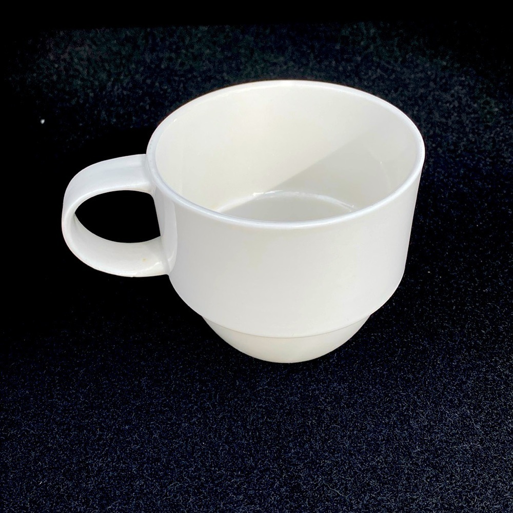 Crate and Barrel Stacking Mug Coffee‎ Cup White 14 oz
